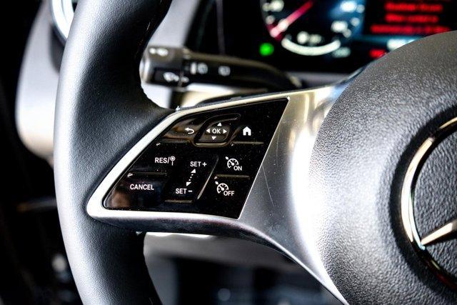 new 2025 Mercedes-Benz GLB 250 car, priced at $47,315