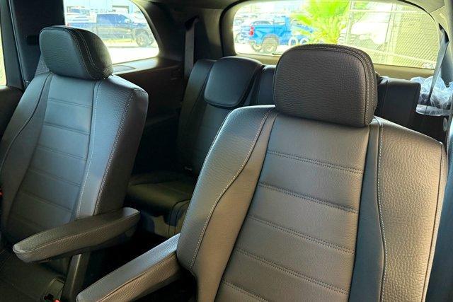 new 2026 Mercedes-Benz GLS 580 car, priced at $124,145