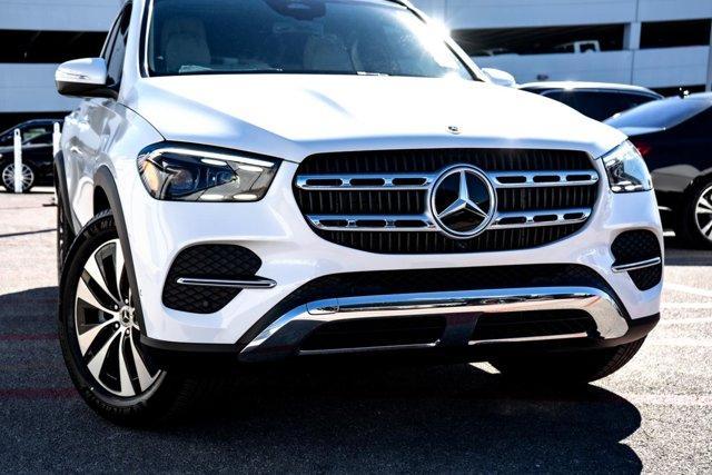 new 2025 Mercedes-Benz GLE 450 car, priced at $86,780