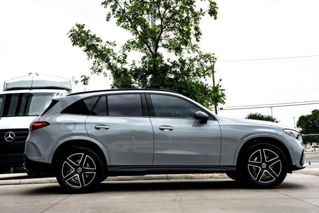 new 2025 Mercedes-Benz GLC 300 car, priced at $59,365