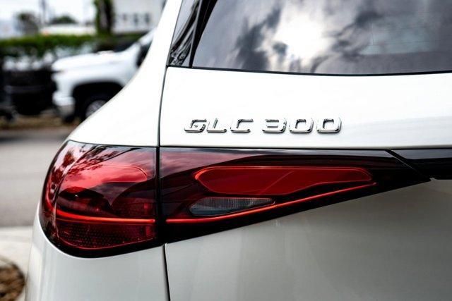 new 2025 Mercedes-Benz GLC 300 car, priced at $52,695