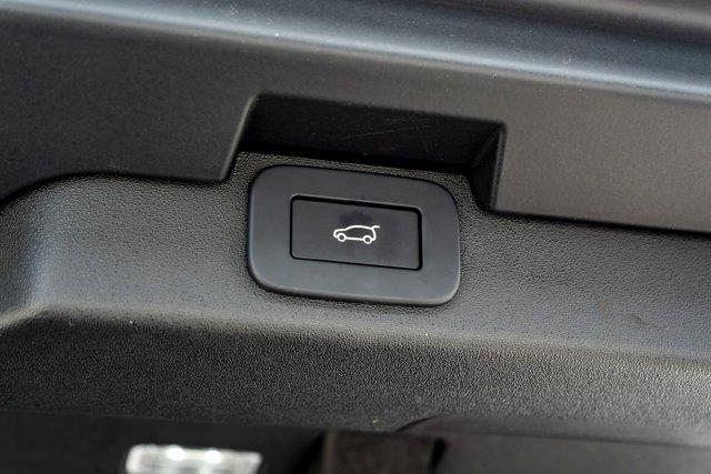 used 2023 Land Rover Discovery car, priced at $54,571