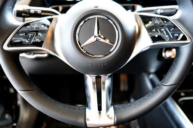 new 2025 Mercedes-Benz GLA 250 car, priced at $42,250