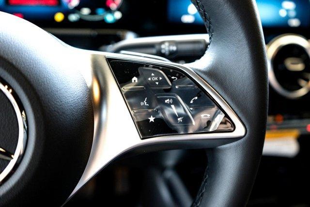 new 2025 Mercedes-Benz GLA 250 car, priced at $42,250