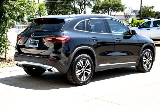 new 2025 Mercedes-Benz GLA 250 car, priced at $42,250