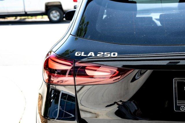 new 2025 Mercedes-Benz GLA 250 car, priced at $42,250