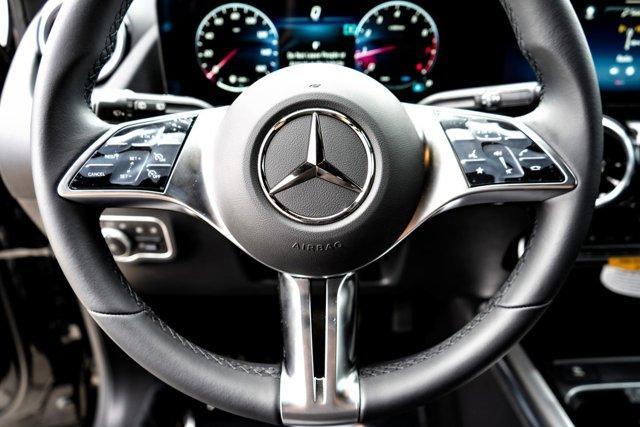 new 2025 Mercedes-Benz GLA 250 car, priced at $42,250