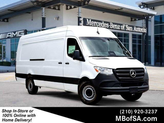 new 2025 Mercedes-Benz Sprinter 2500 car, priced at $65,125