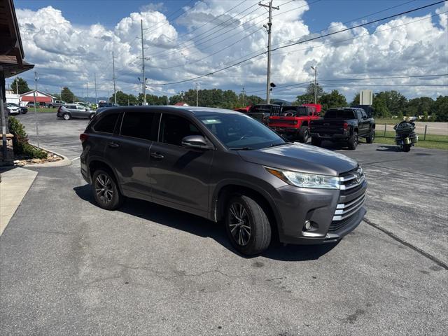 used 2017 Toyota Highlander car, priced at $14,995