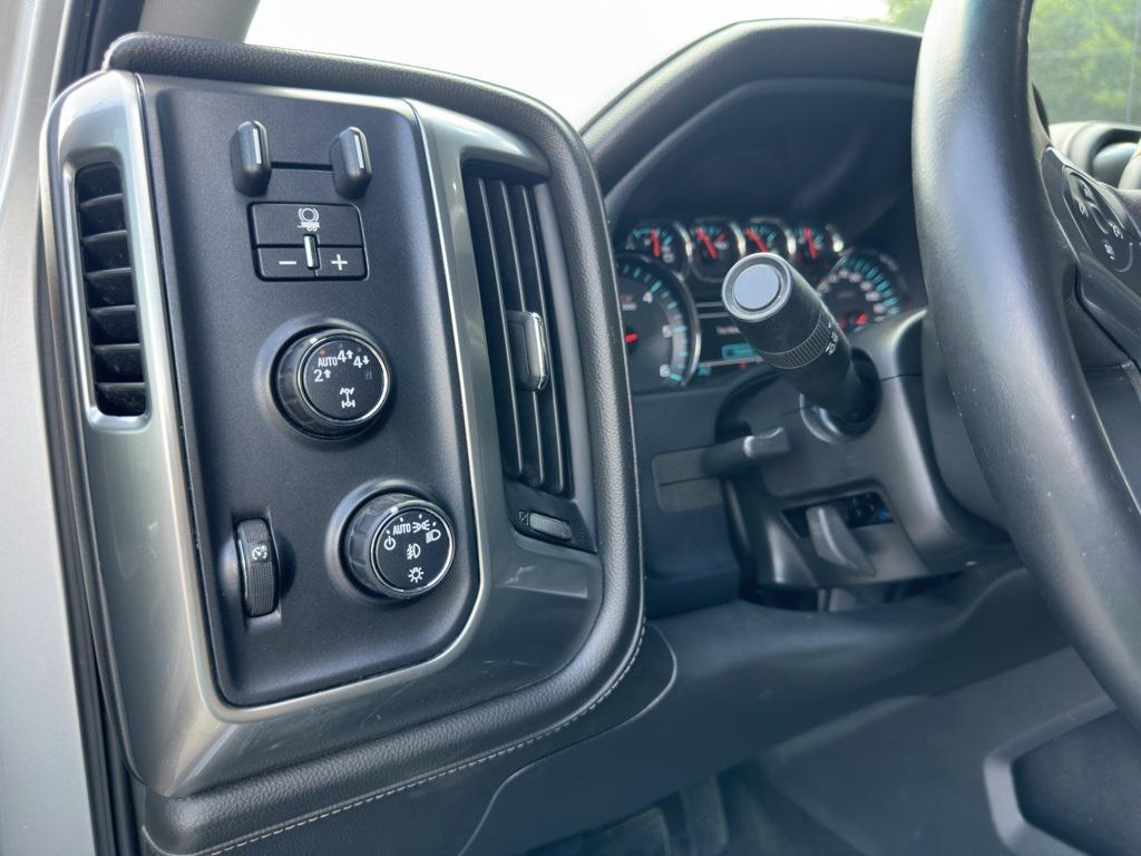 used 2018 Chevrolet Silverado 1500 car, priced at $34,981