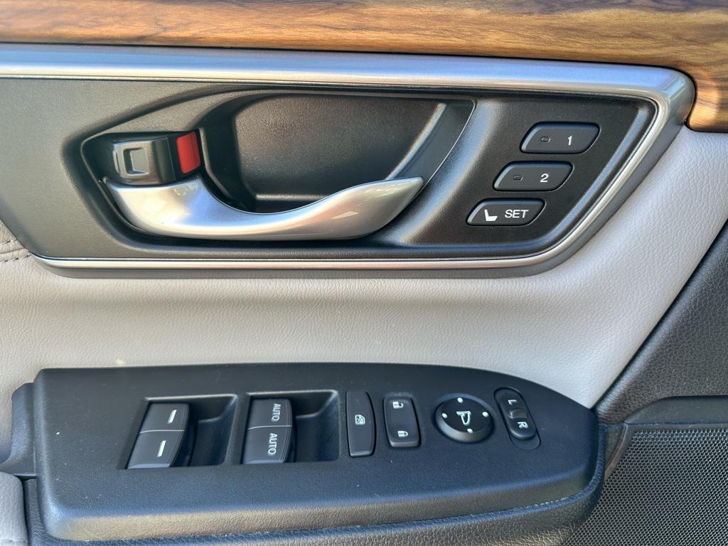 used 2018 Honda CR-V car, priced at $20,995