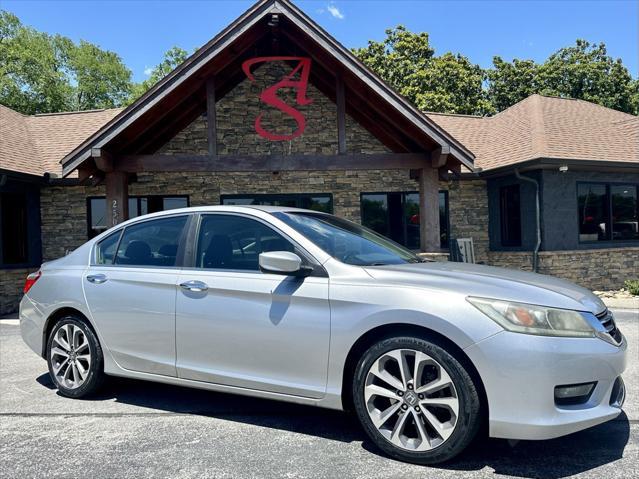 used 2015 Honda Accord car, priced at $11,333