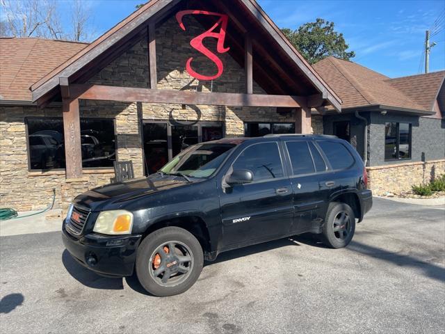 used 2004 GMC Envoy car, priced at $3,295