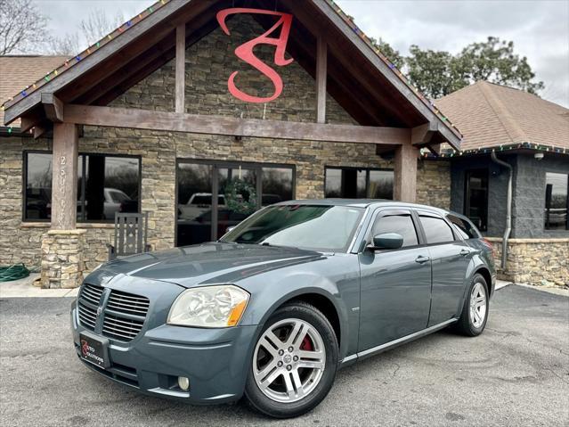 used 2005 Dodge Magnum car, priced at $9,995