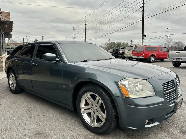 used 2005 Dodge Magnum car, priced at $9,995