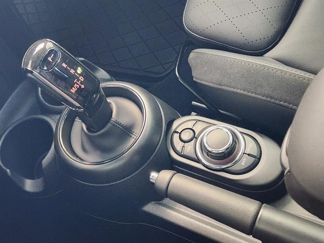 used 2024 MINI Hardtop car, priced at $38,991