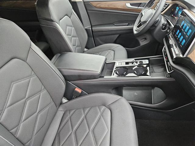 used 2024 Volkswagen Atlas car, priced at $29,791