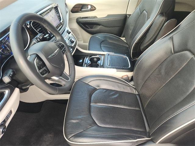 used 2023 Chrysler Pacifica car, priced at $26,998