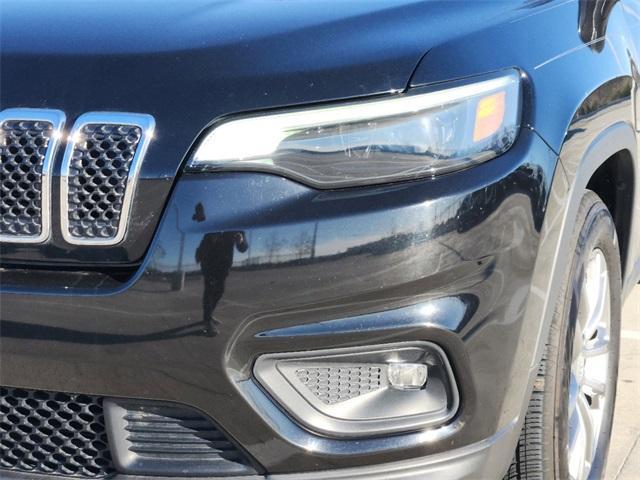 used 2021 Jeep Cherokee car, priced at $18,492