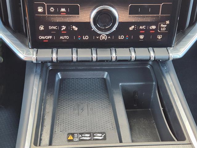 used 2024 GMC Acadia car, priced at $37,597