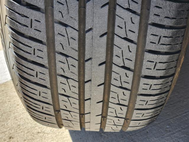 used 2024 Chrysler Pacifica car, priced at $27,992