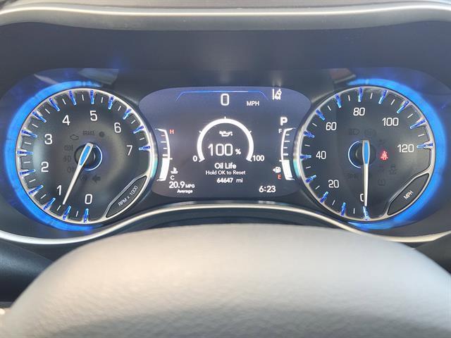 used 2024 Chrysler Pacifica car, priced at $27,992