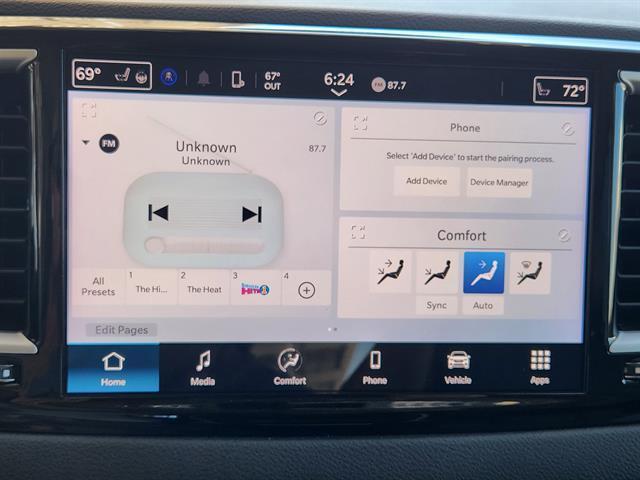 used 2024 Chrysler Pacifica car, priced at $27,992