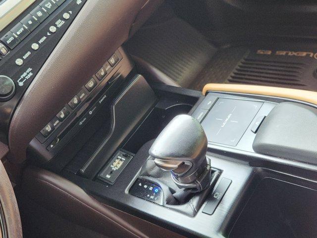 used 2019 Lexus ES 350 car, priced at $30,992