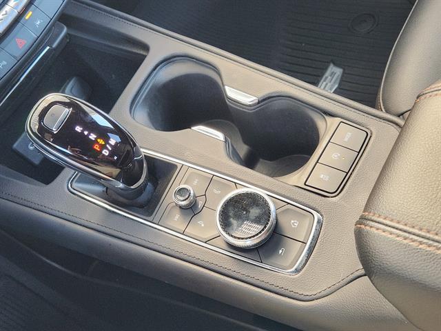 used 2022 Cadillac XT4 car, priced at $29,992