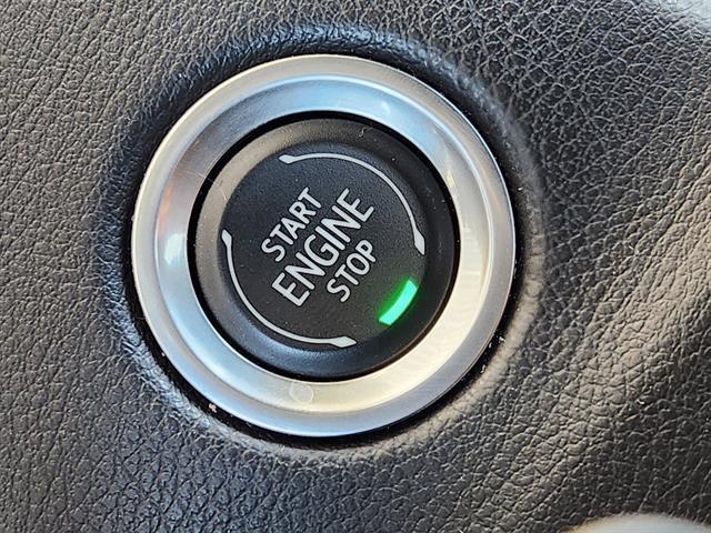 used 2022 Cadillac XT4 car, priced at $29,992