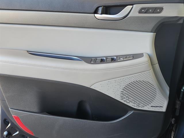 used 2024 Hyundai Palisade car, priced at $31,992