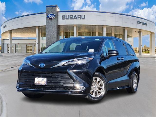 used 2024 Toyota Sienna car, priced at $47,993