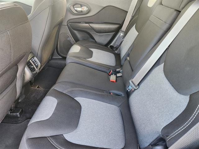 used 2015 Jeep Cherokee car, priced at $12,493