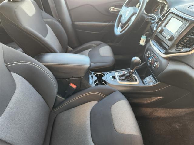 used 2015 Jeep Cherokee car, priced at $12,493