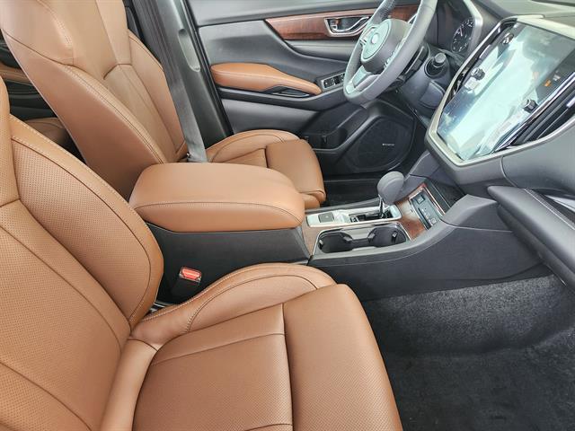 new 2025 Subaru Ascent car, priced at $53,172