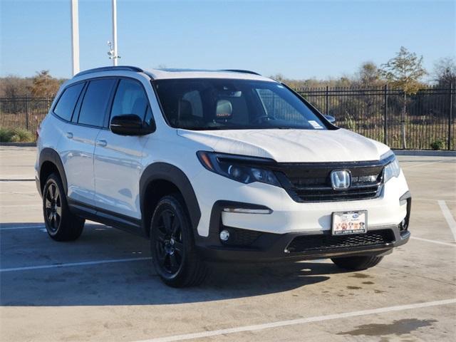 used 2022 Honda Pilot car, priced at $30,998