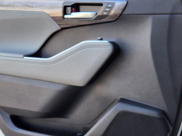 used 2023 Toyota Highlander Hybrid car, priced at $46,982