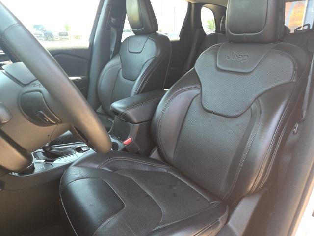 used 2023 Jeep Cherokee car, priced at $23,320