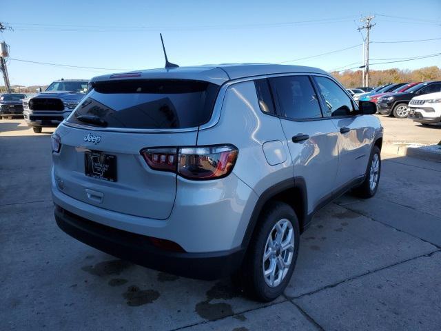 new 2025 Jeep Compass car, priced at $25,000