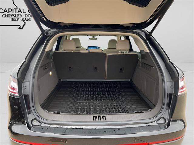 used 2022 Lincoln Nautilus car, priced at $33,932