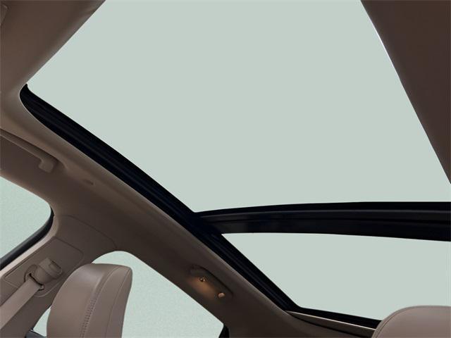 used 2022 Lincoln Nautilus car, priced at $33,932