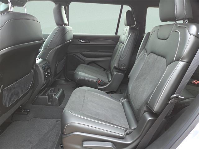 new 2025 Jeep Grand Cherokee L car, priced at $41,230