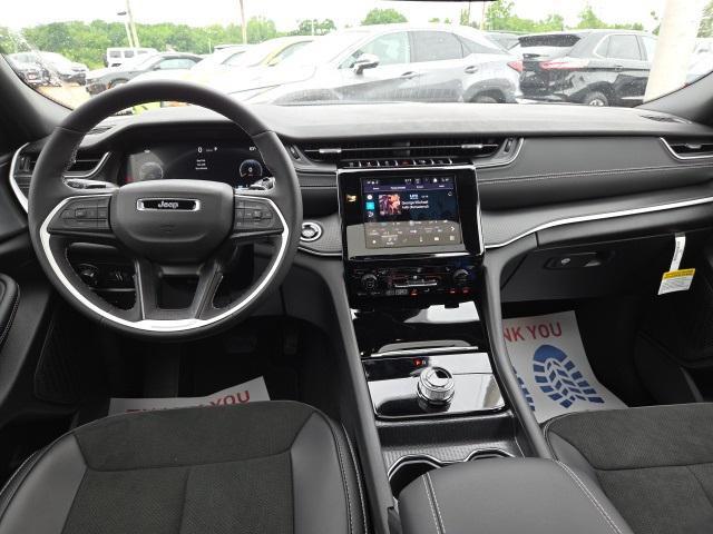 new 2025 Jeep Grand Cherokee L car, priced at $41,230