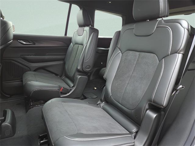 new 2025 Jeep Grand Cherokee L car, priced at $41,230