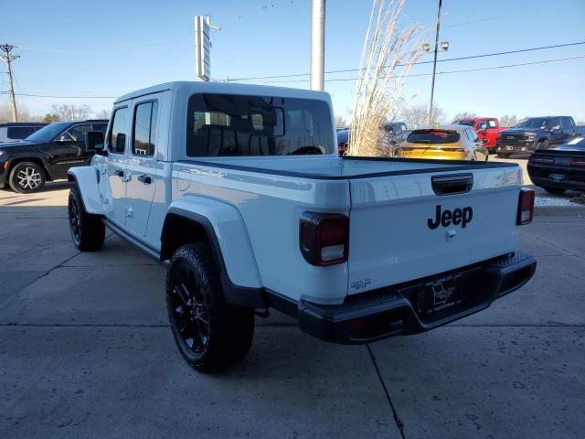 new 2025 Jeep Gladiator car, priced at $41,290