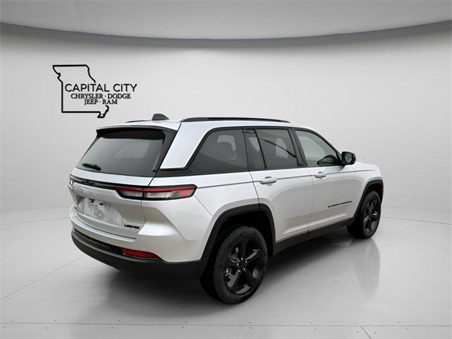 new 2025 Jeep Grand Cherokee car, priced at $42,985