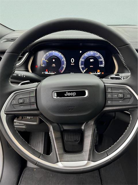 new 2025 Jeep Grand Cherokee car, priced at $42,985