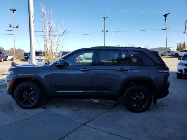 new 2025 Jeep Grand Cherokee car, priced at $41,950