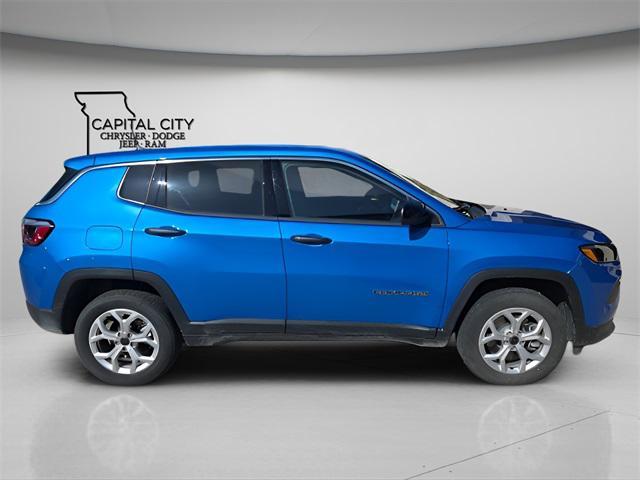 new 2025 Jeep Compass car, priced at $23,999