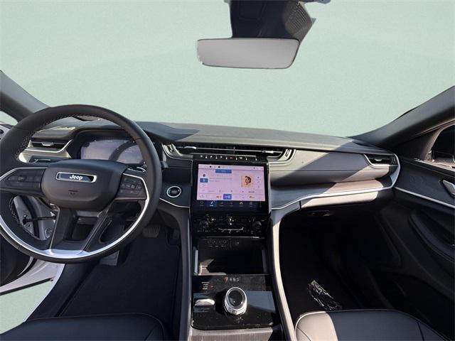 used 2023 Jeep Grand Cherokee car, priced at $27,750